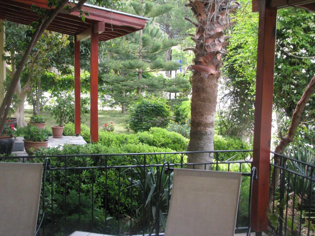 Alize Hotel Гьочек Екстериор снимка